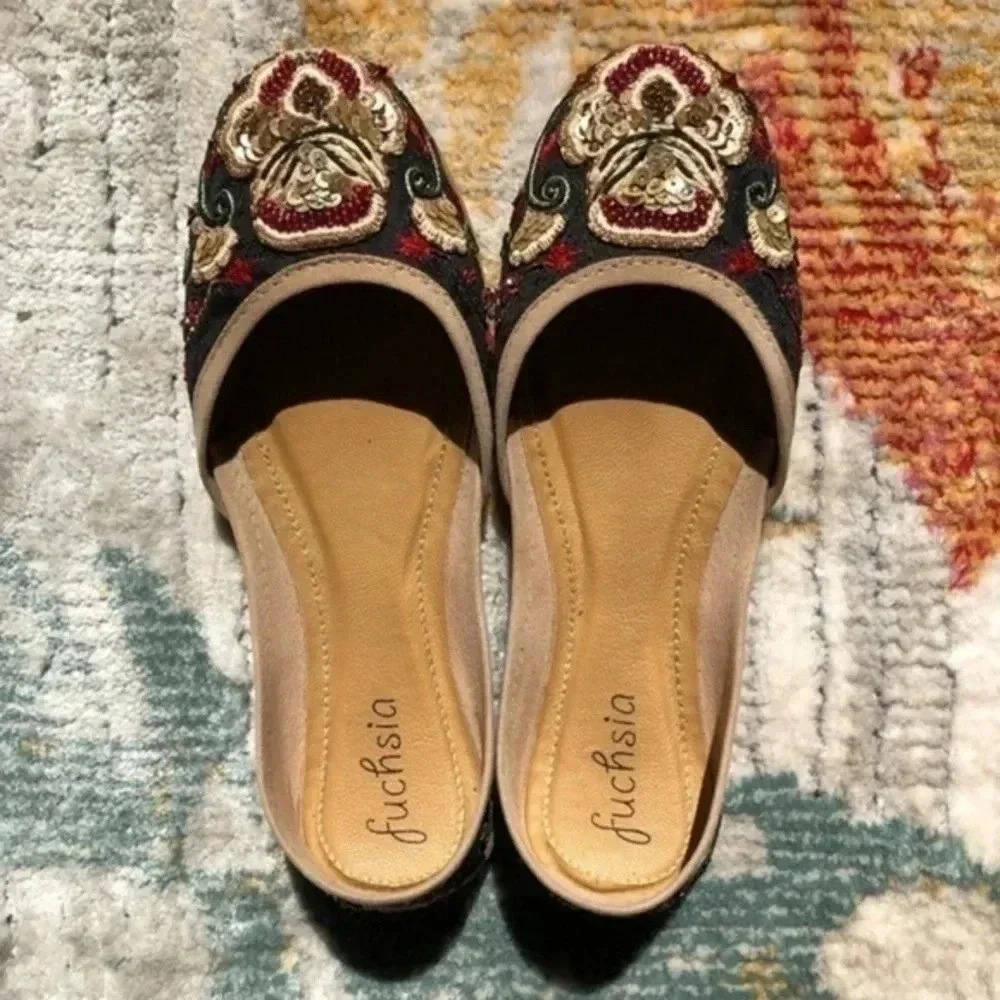⚡️FLASH SALE⚡️Fuchsia Brand Handmade Beaded Embroidered “Magnifique” Flats EUC - Picture 2 of 9